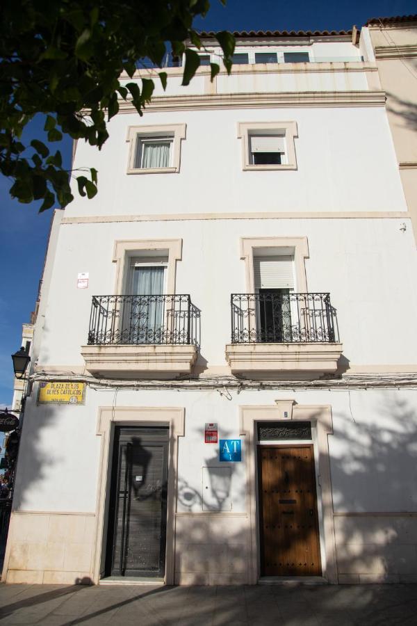 Alojamientos Puerta Palma Con Vistas Y Parking Badajoz Dış mekan fotoğraf