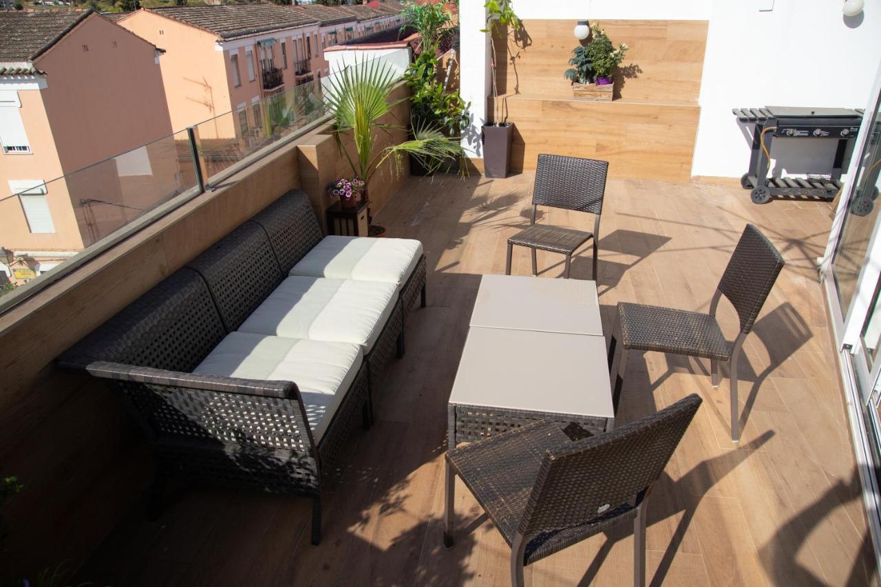 Alojamientos Puerta Palma Con Vistas Y Parking Badajoz Dış mekan fotoğraf